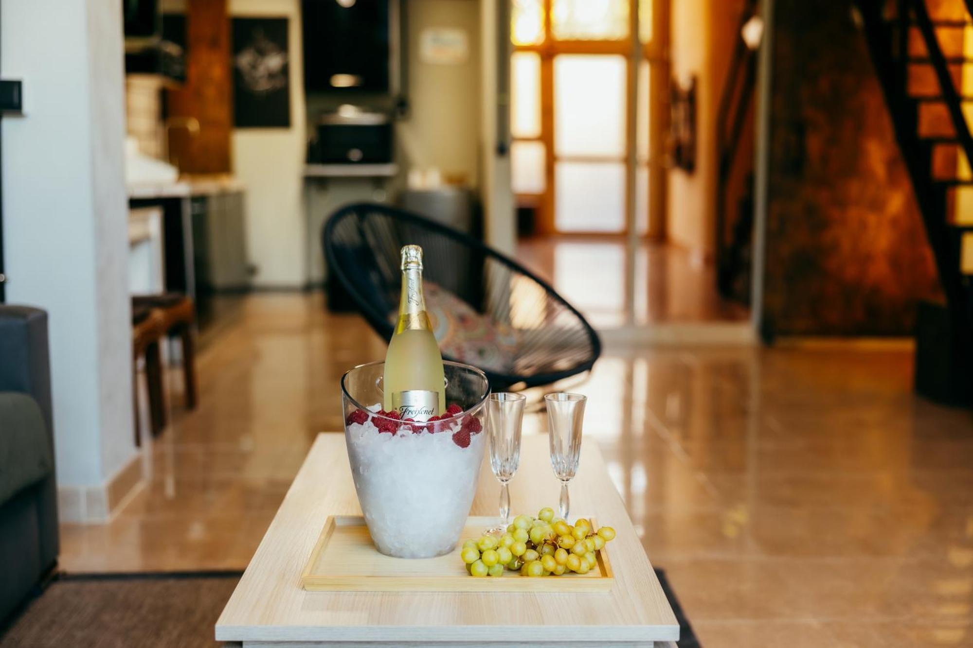 Apartment Ruzafa Roots, 12 Min To Centre, Smart Tv, Wine Valencia Exterior foto